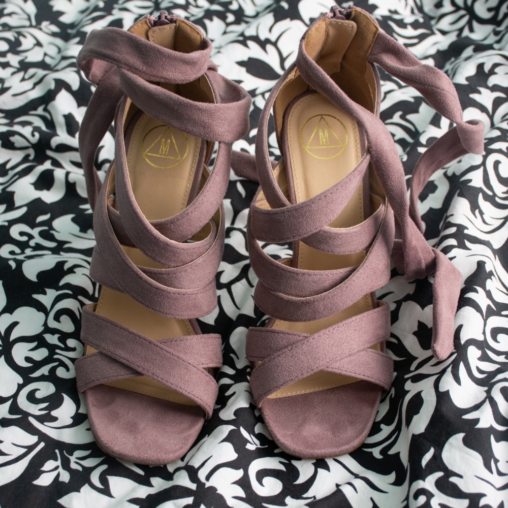 Strappy Heeled Suede Sandals